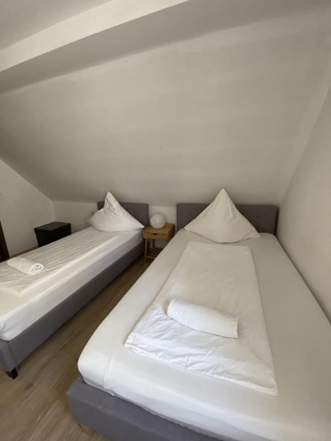 Hotel & Hostel Albstadt Eksteriør billede
