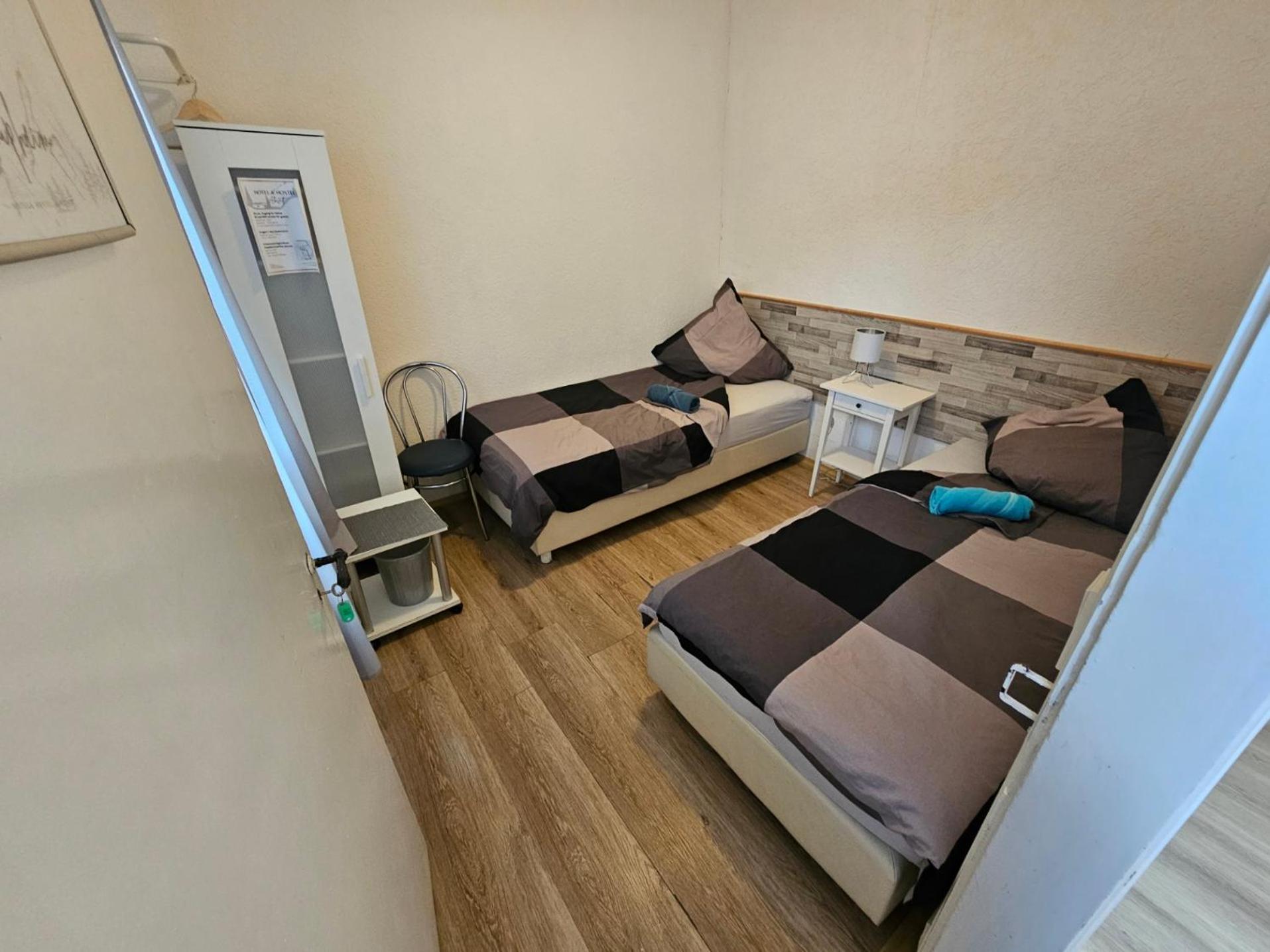 Hotel & Hostel Albstadt Eksteriør billede